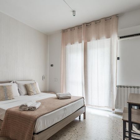 Napoli Fly Guest House 290 المظهر الخارجي الصورة