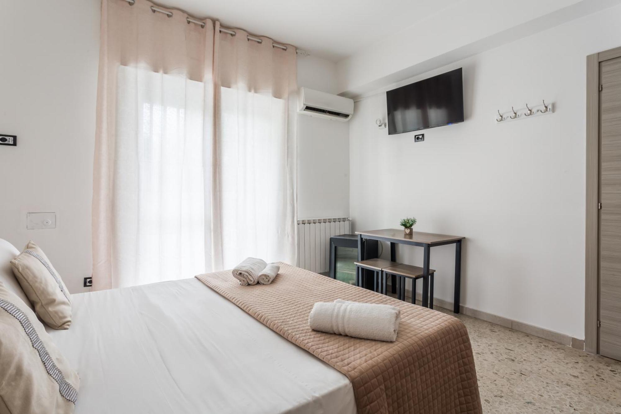 Napoli Fly Guest House 290 المظهر الخارجي الصورة