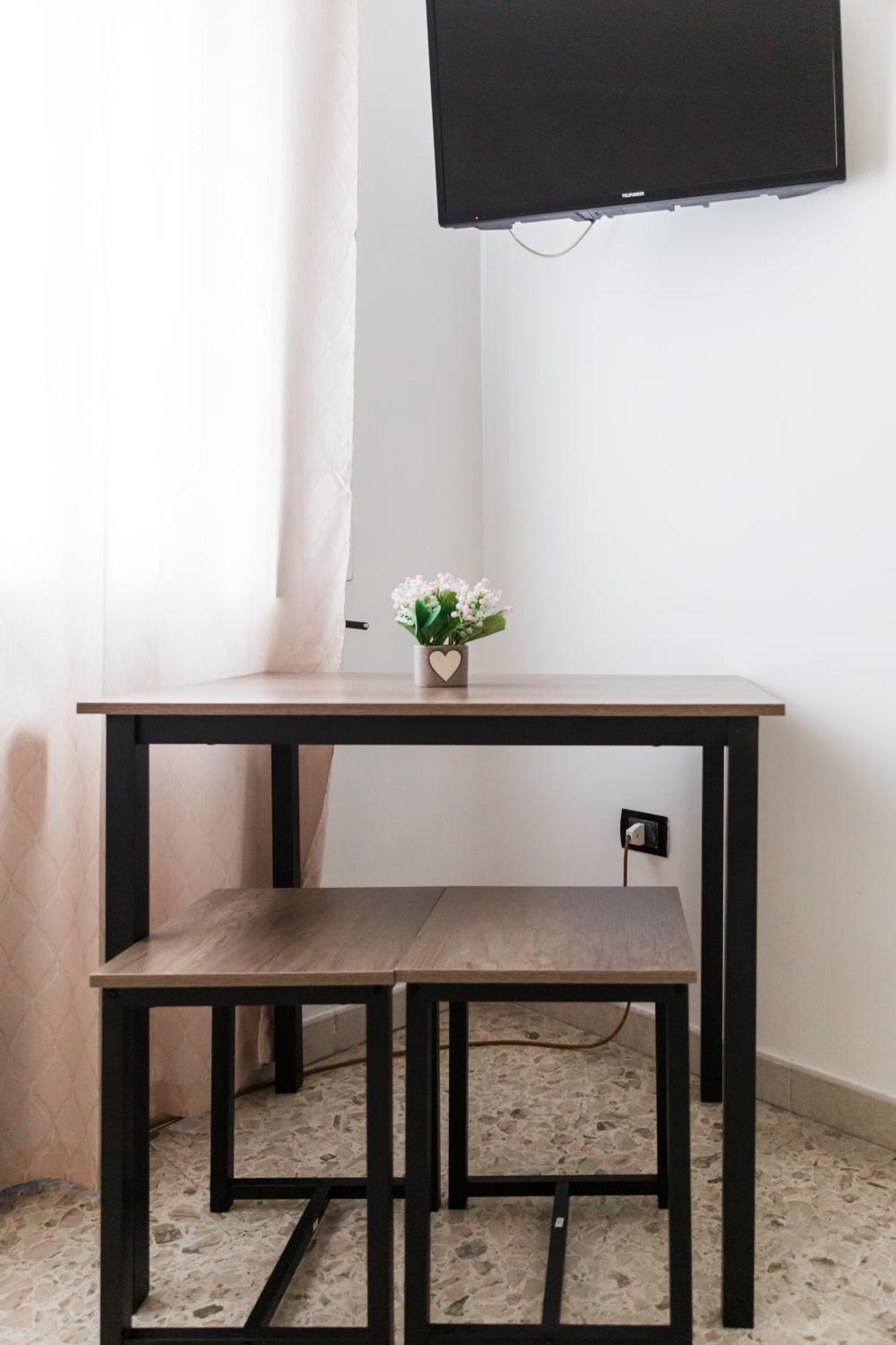 Napoli Fly Guest House 290 المظهر الخارجي الصورة
