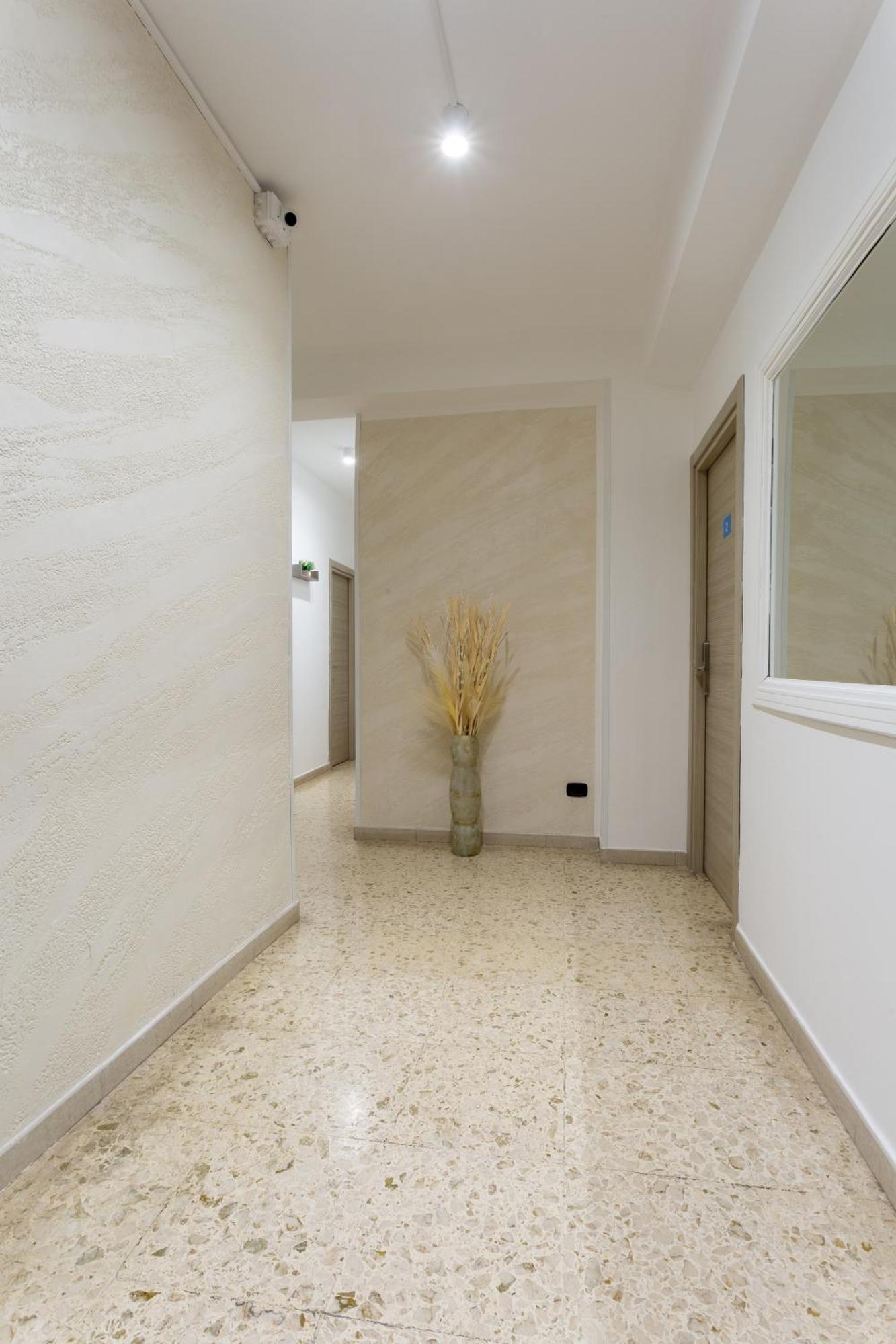Napoli Fly Guest House 290 المظهر الخارجي الصورة