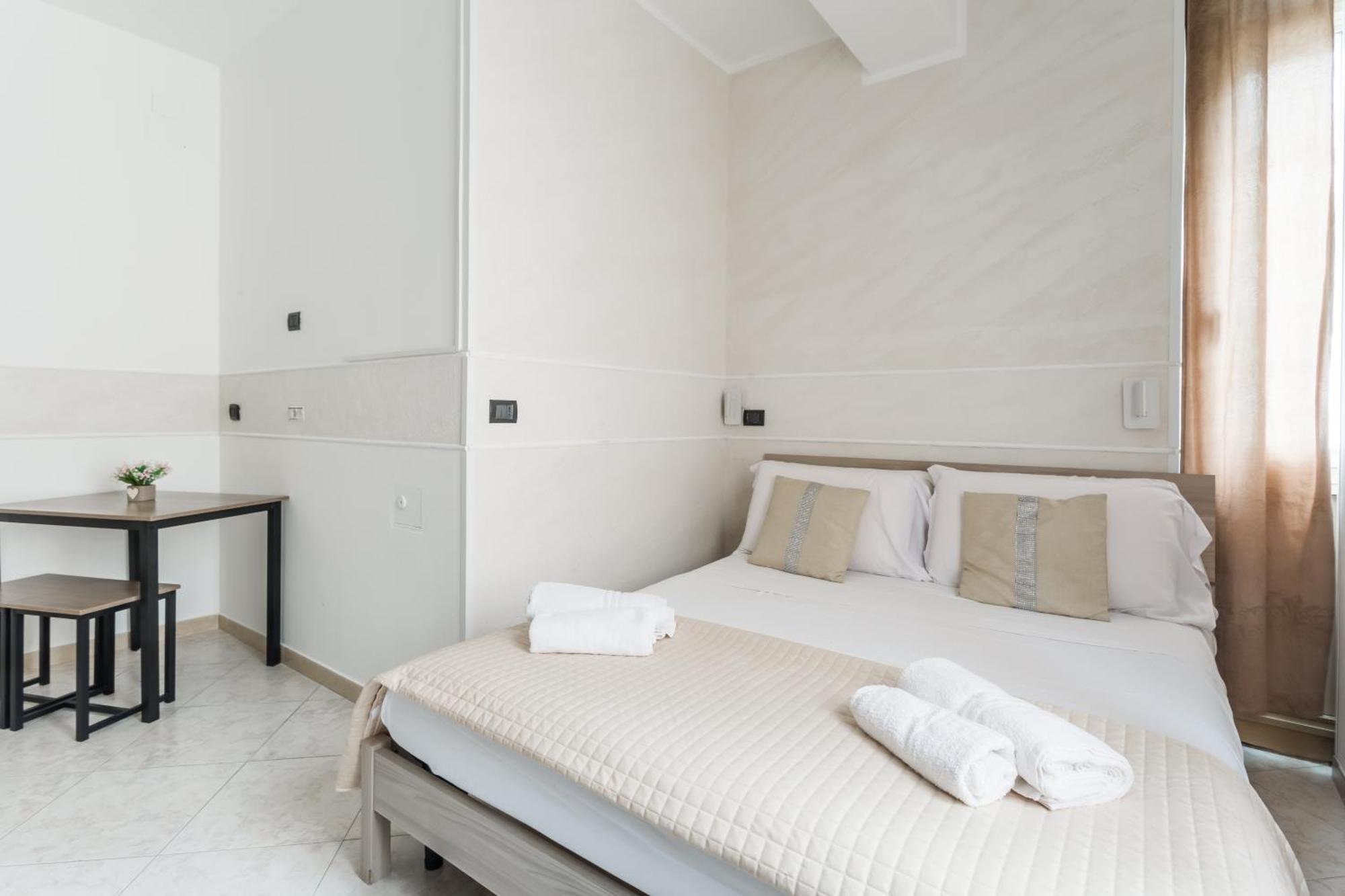 Napoli Fly Guest House 290 المظهر الخارجي الصورة